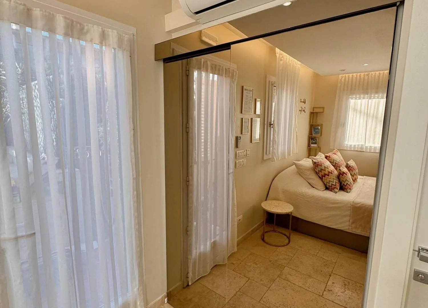 Studio Climatise, Terrasse, Parking Prive, 50M De La Plage Saint-Tropez Apartamento