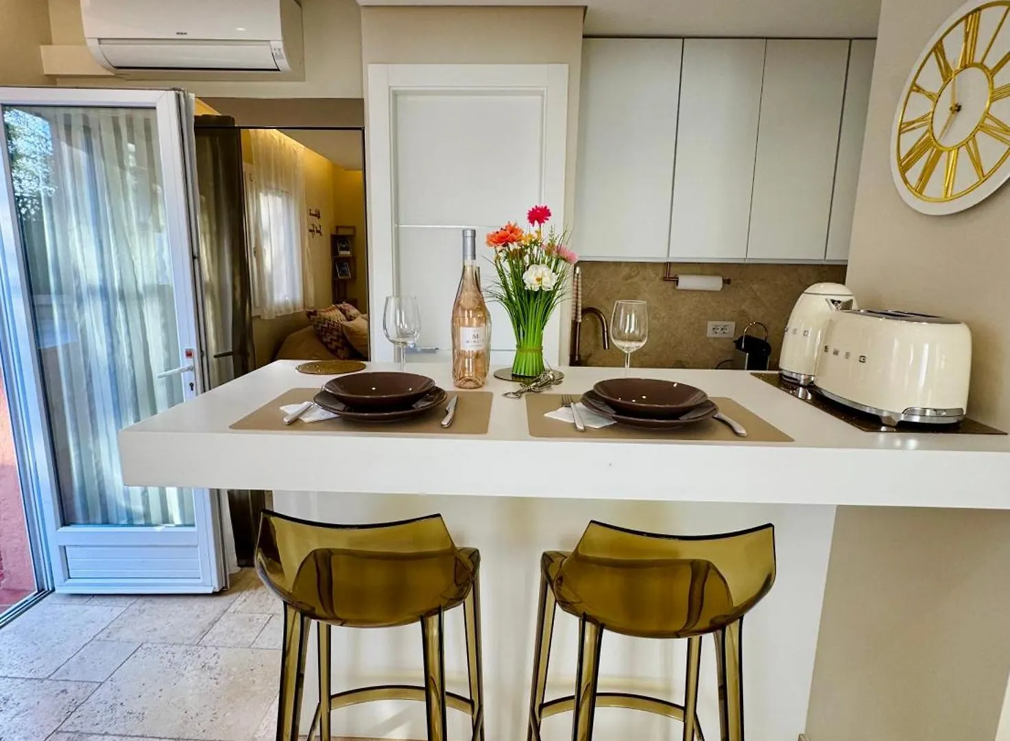 Studio Climatise, Terrasse, Parking Prive, 50M De La Plage Saint-Tropez 0*,  Frankrijk